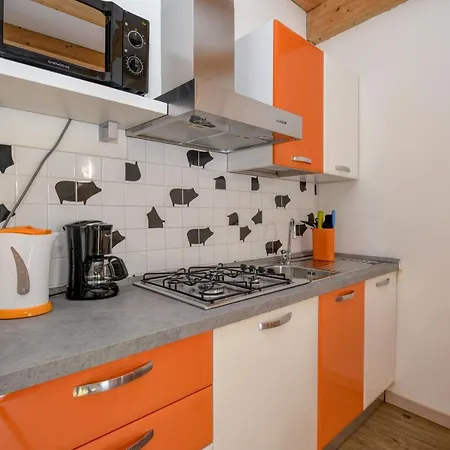 Apartment Casa Nel Borgo - Il Picchio