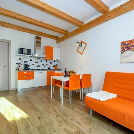 Apartment Casa Nel Borgo - Il Picchio